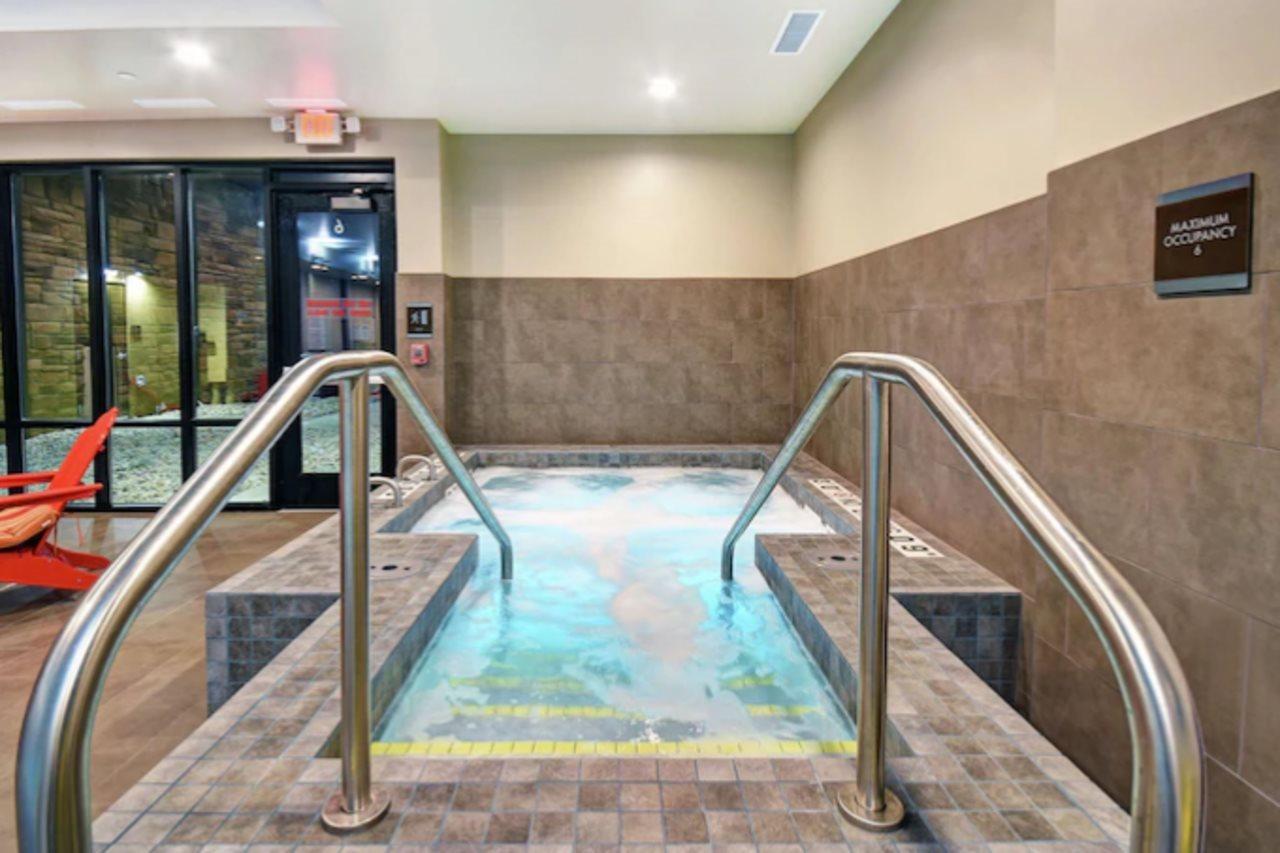 Home2 Suites By Hilton Beloit Extérieur photo