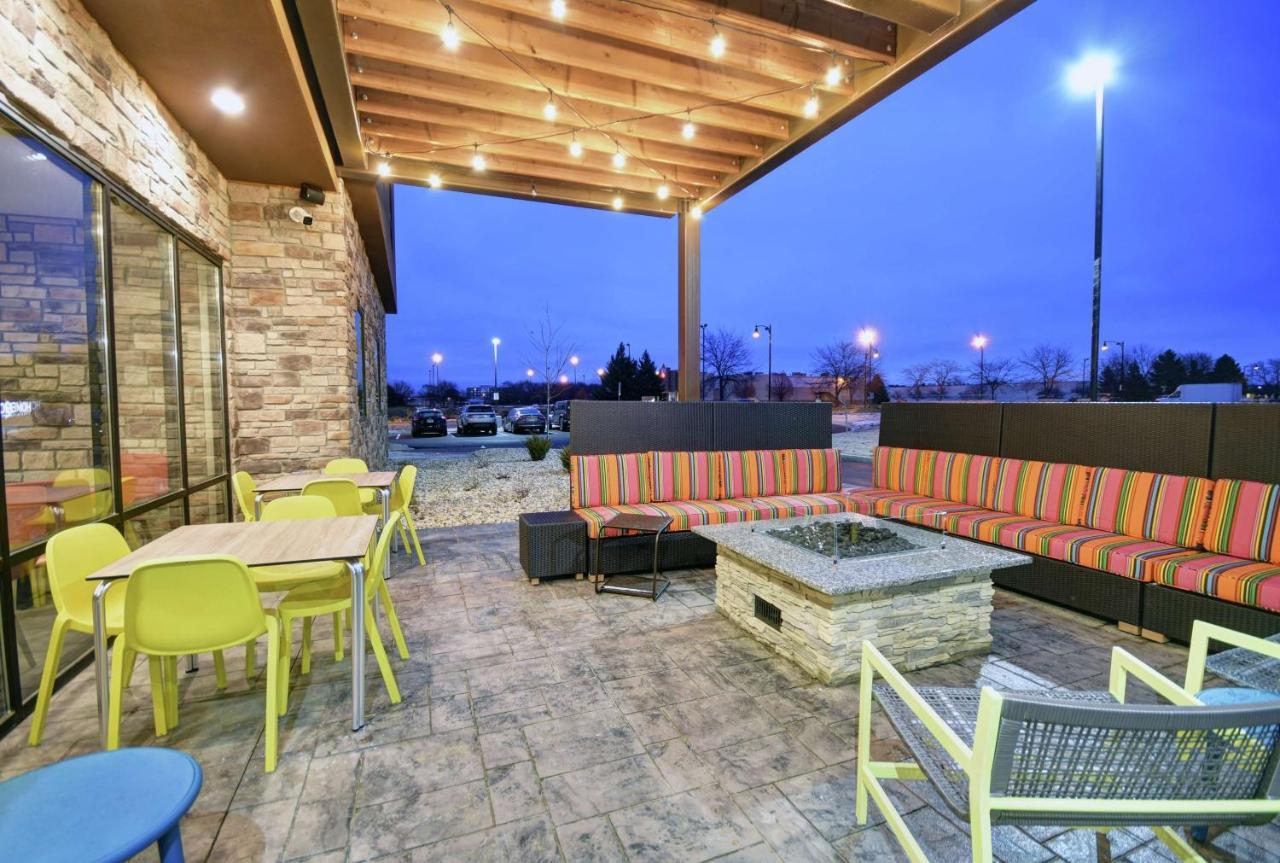 Home2 Suites By Hilton Beloit Extérieur photo