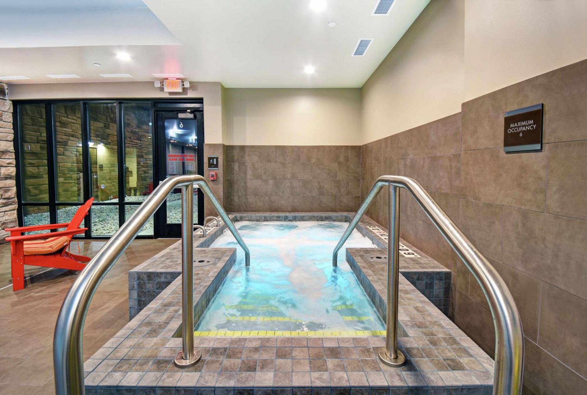 Home2 Suites By Hilton Beloit Extérieur photo