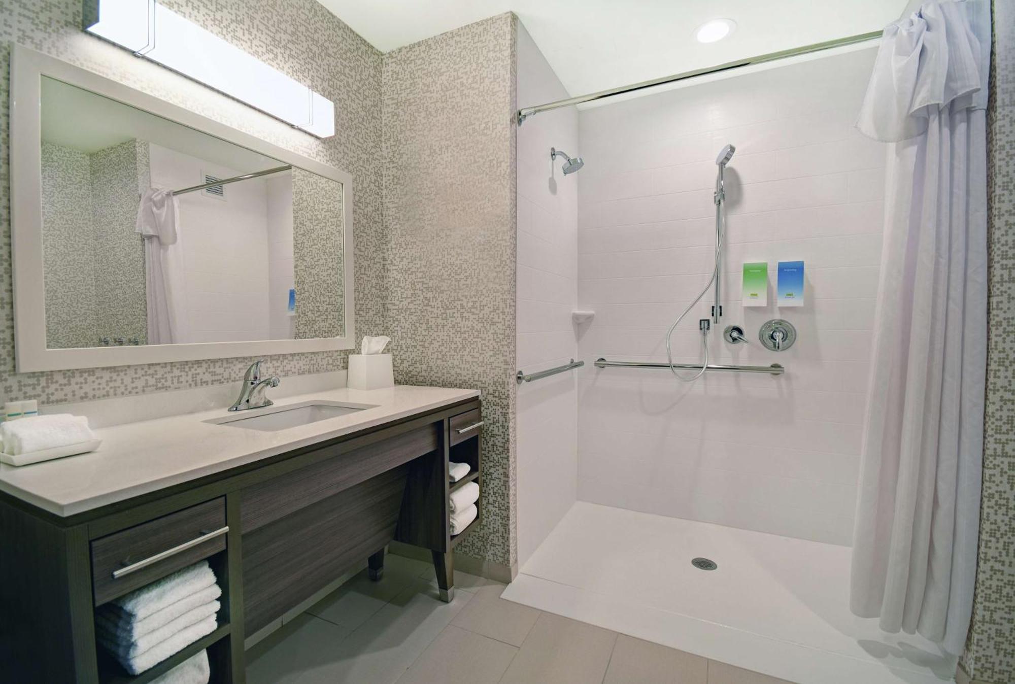 Home2 Suites By Hilton Beloit Extérieur photo